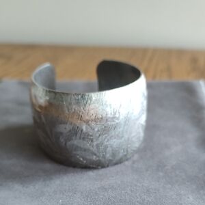 Sterling Silver 925 Cuff Bracelet With Floral Etching.